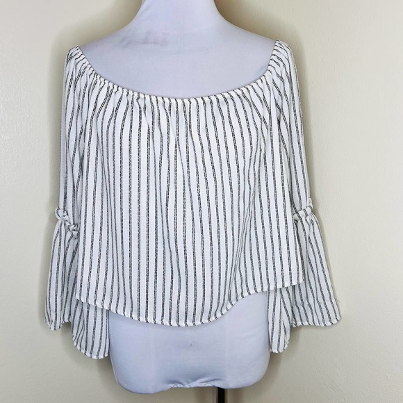 Altar'd State Off The Shoulder Top LARGE Striped Bell Sleeve Cropped Summer Chic - Picture 1 of 7